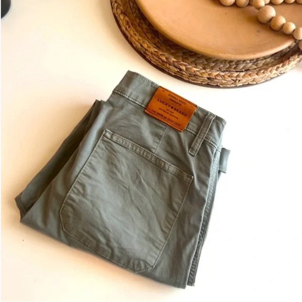 Lucky Brand "The Cargo" Pants - Picture 2 of 16